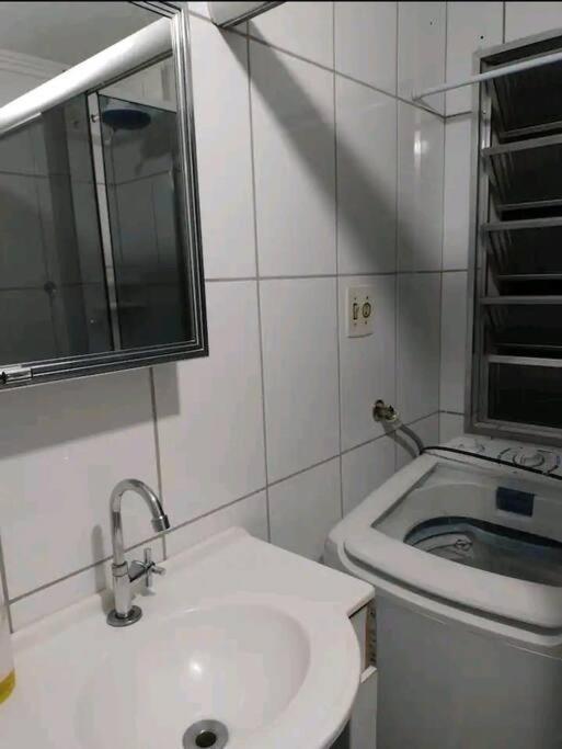 Inteiro Com Ar Condicionado *